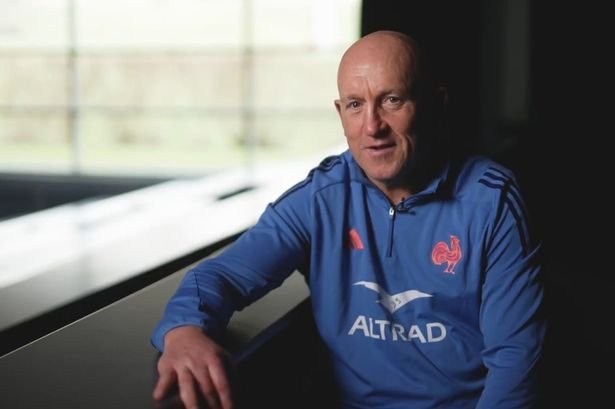 Tonight's rugby news as Shaun Edwards makes head coach claim and star slammed for 'embarrassing' photo