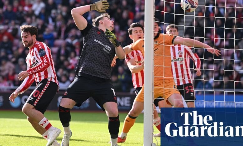 Championship roundup: blunder hands Hull shock victory at Sunderland | Championship