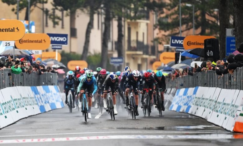 Van der Poel, Ganna, Pidcock Denied at Tirreno-Adriatico Stage 3