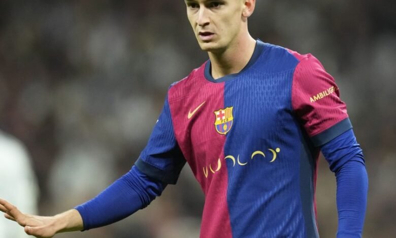 Manchester United plot big-money move for Barcelona midfielder Marc Casado