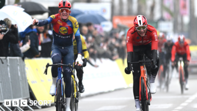 Vingegaard withdraws as British duo denied in Paris-Nice