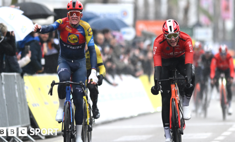 Vingegaard withdraws as British duo denied in Paris-Nice