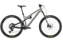 First Look: Esker's New Howdy &amp; Woodsy Trail Bikes are Available in Titanium or Aluminum